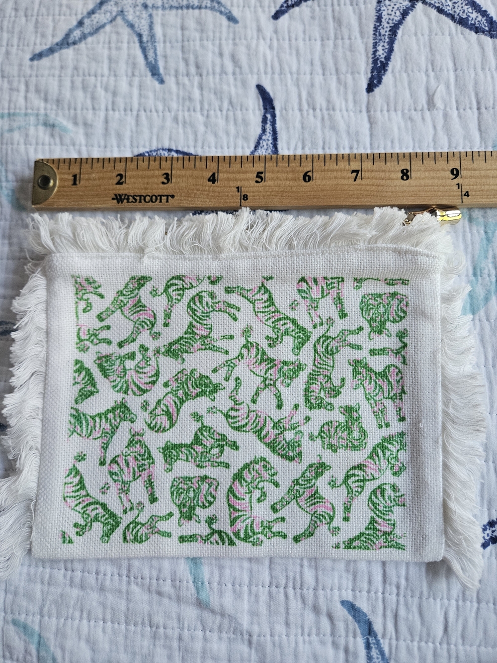 Source Unknown White Cosmetic Bag with Green and Pink Tiger Print